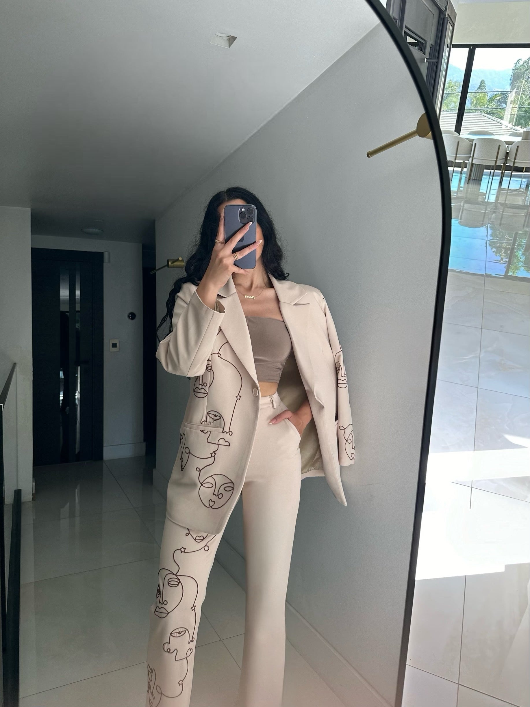 'Faces' Blazer x Pants Set