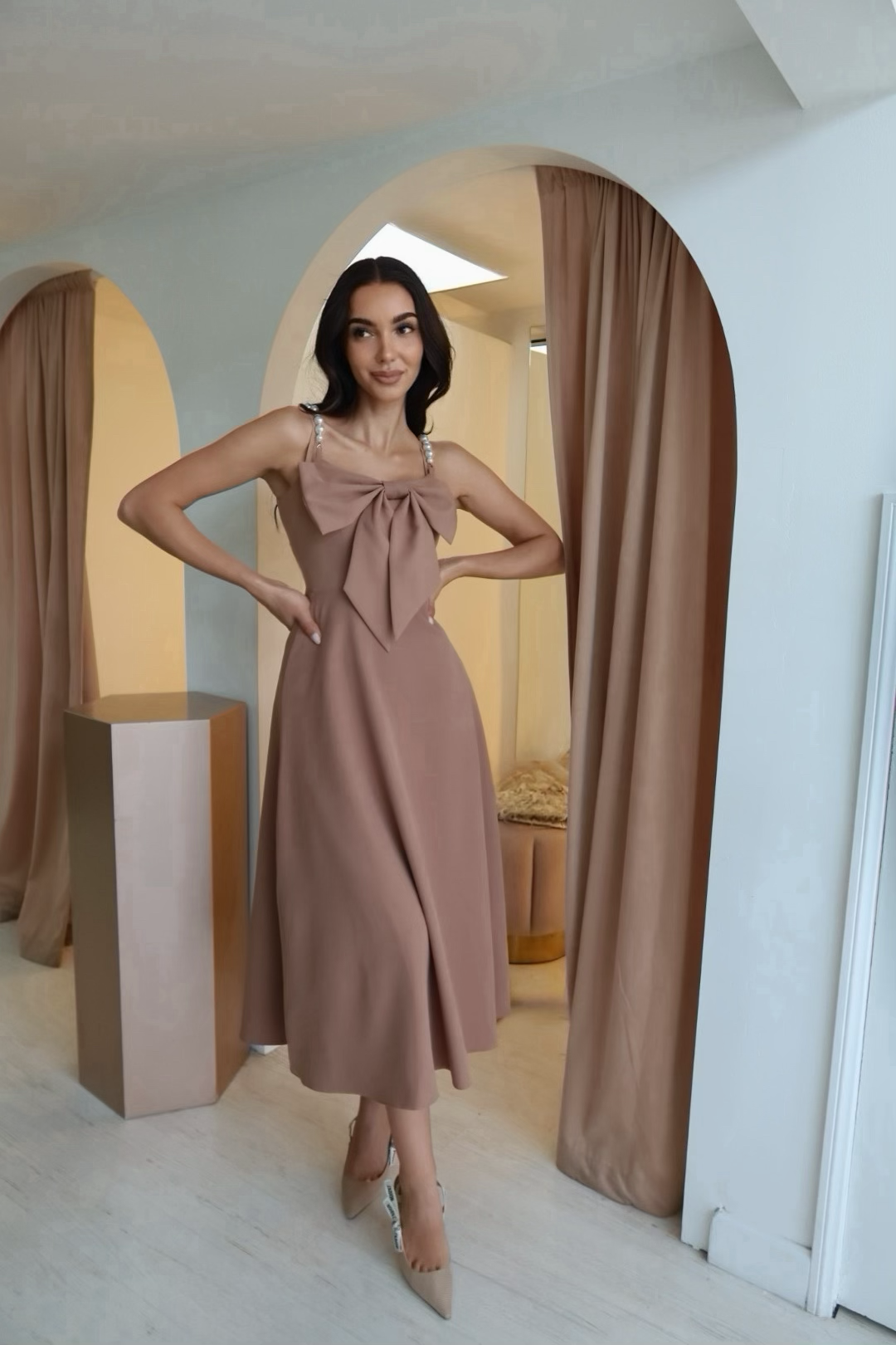 “Wenda” bow detailed dress