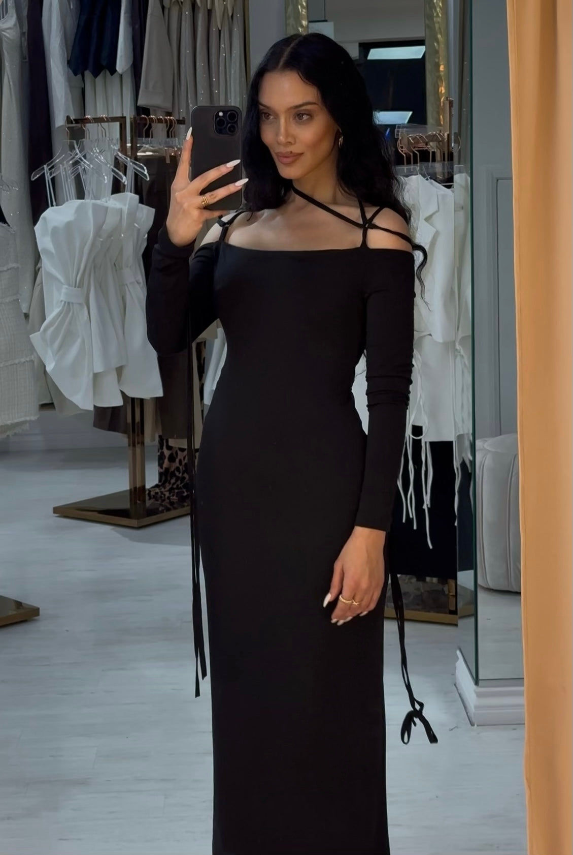 “Nao” tied dress