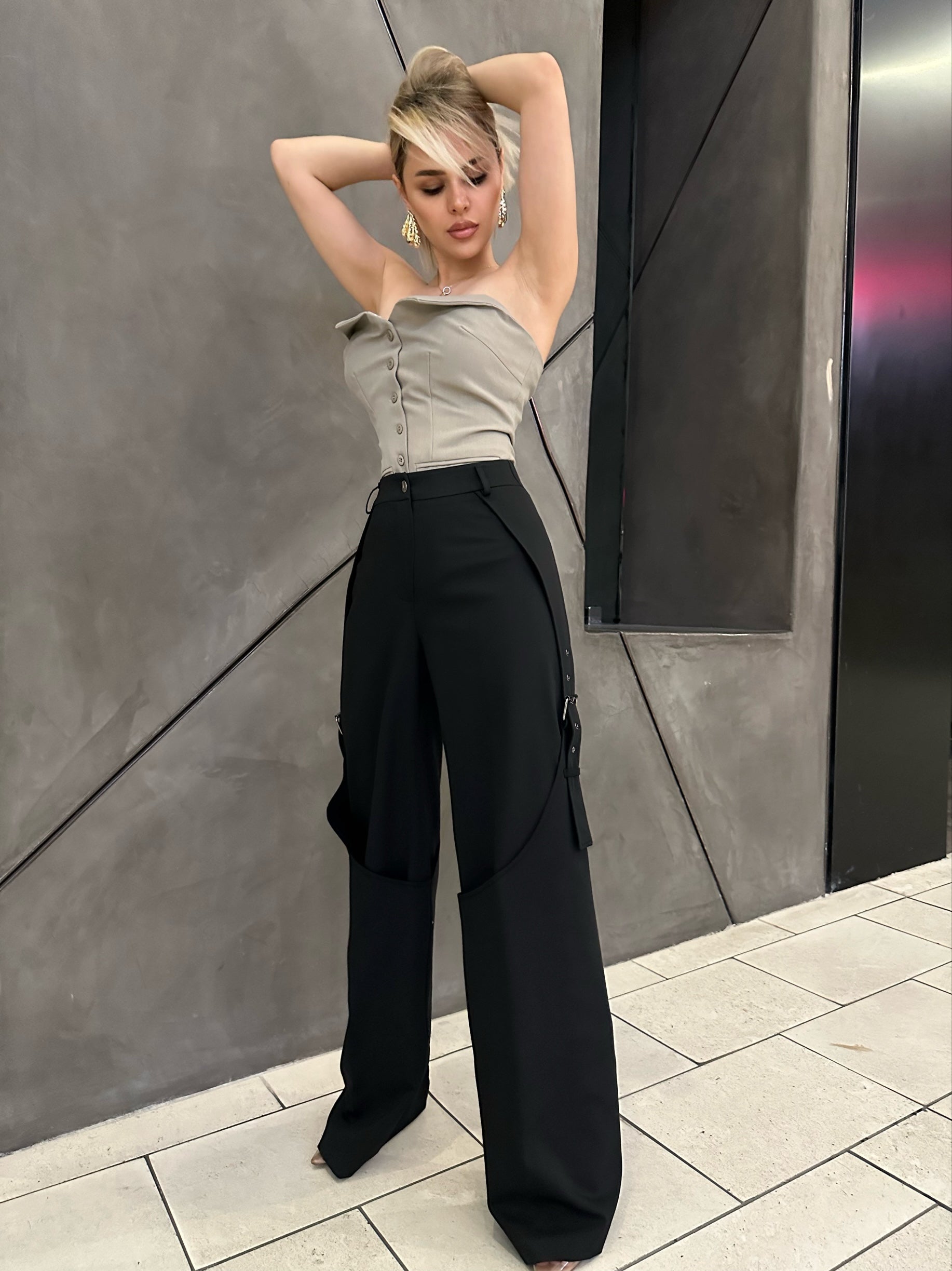 ‘Connected’ pants