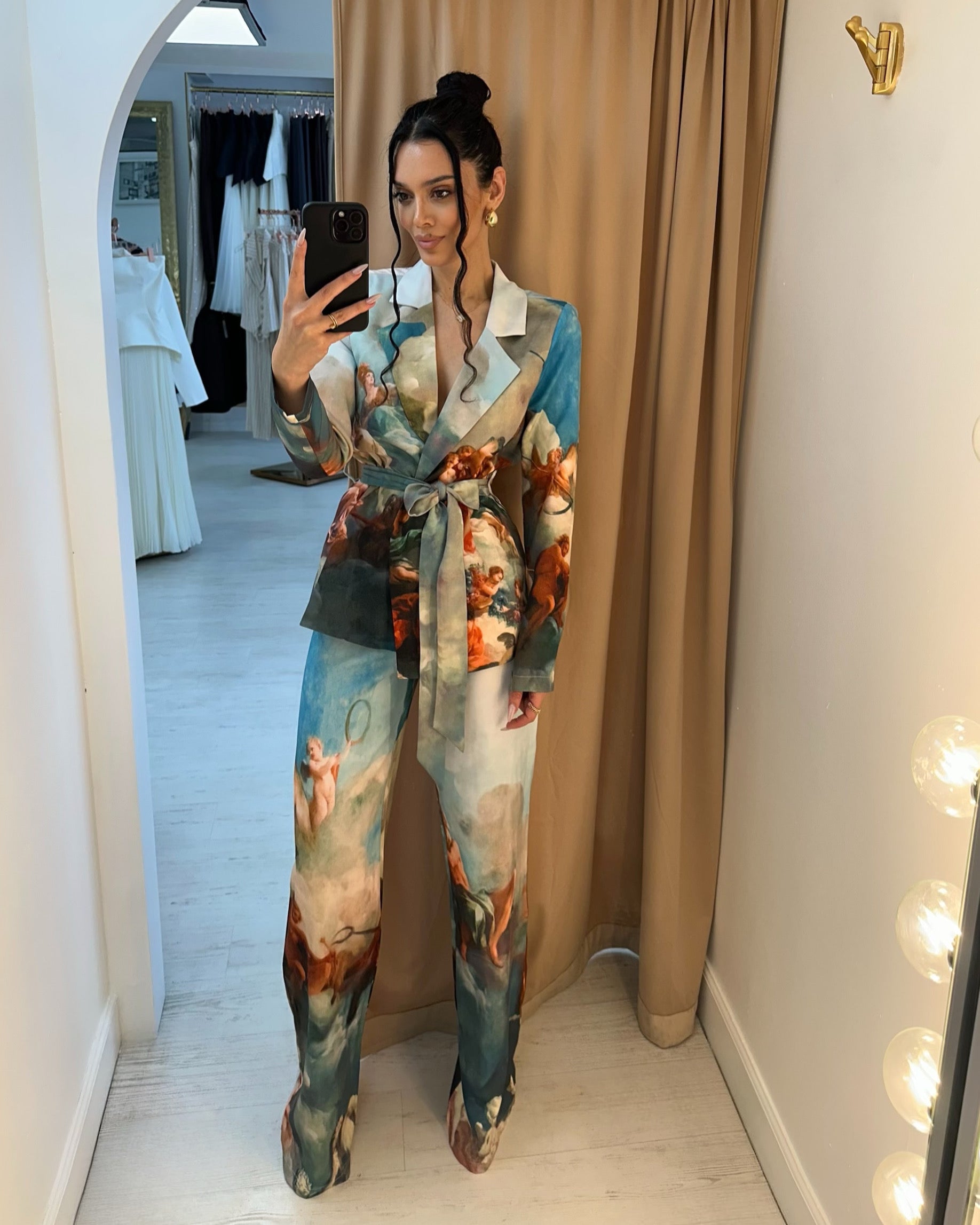 “Renaissance” set