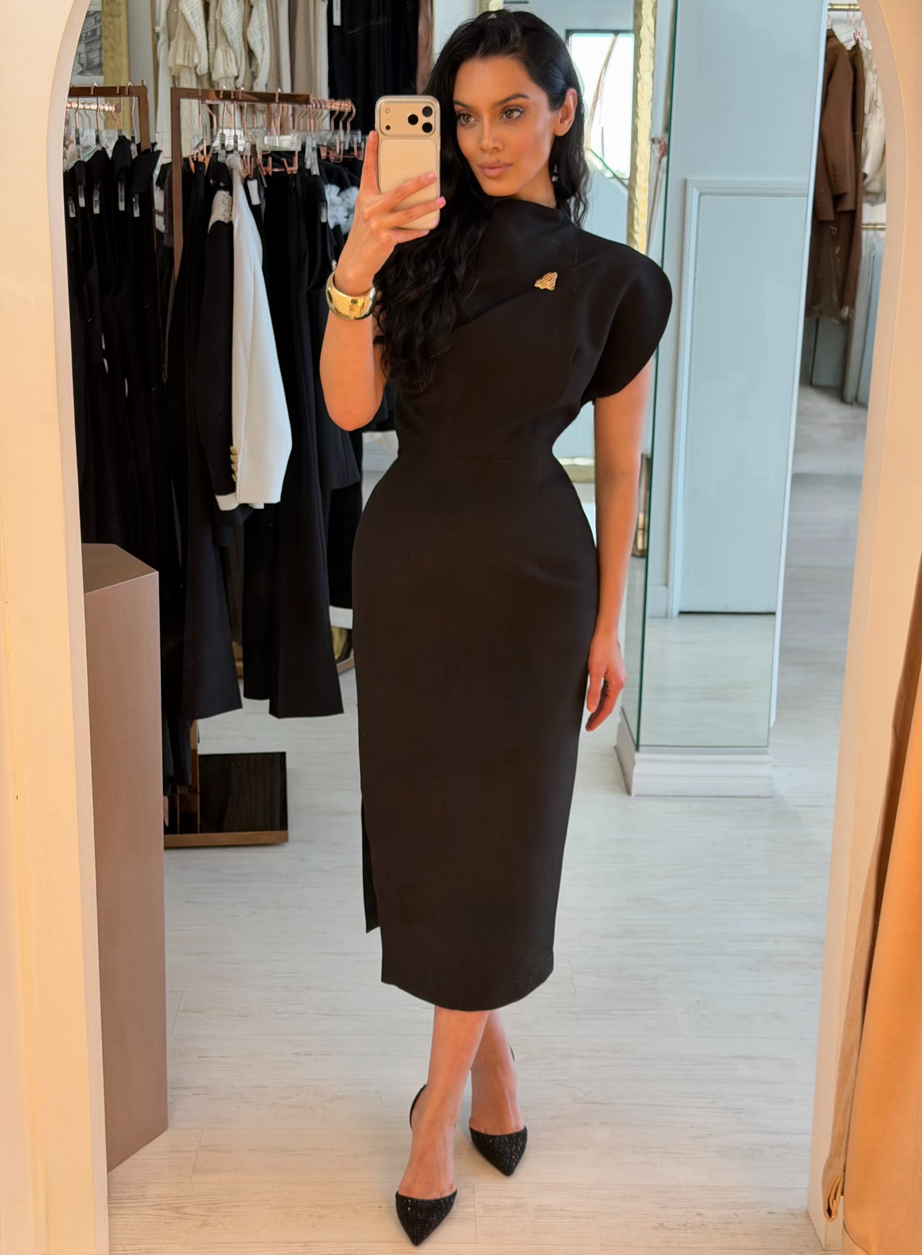 “Abby” crepe dress in black