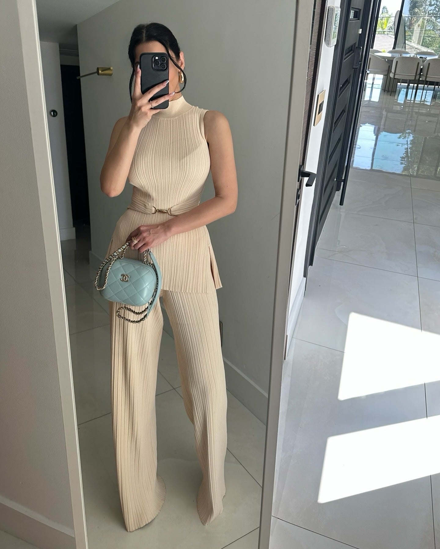 “Lia” set