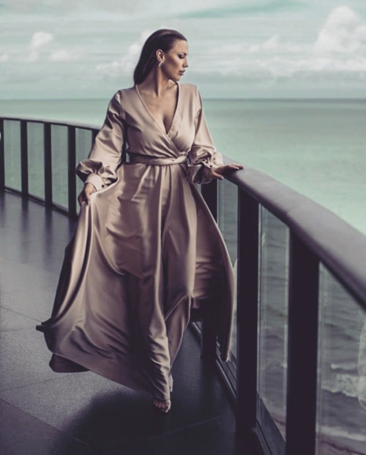 CHAMPAGNE - 'DREAM' Satin Gown