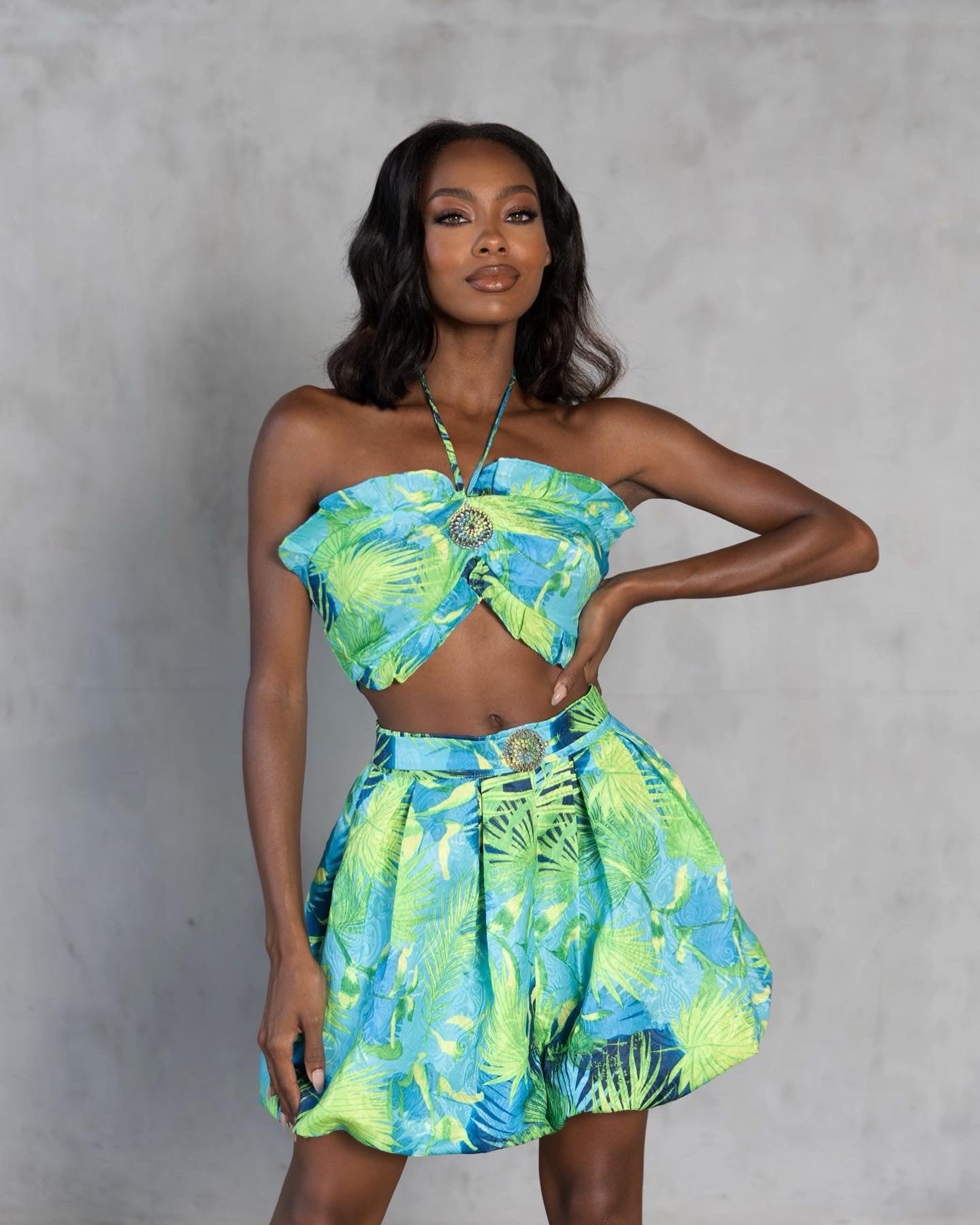 ‘Valencia' tropical set