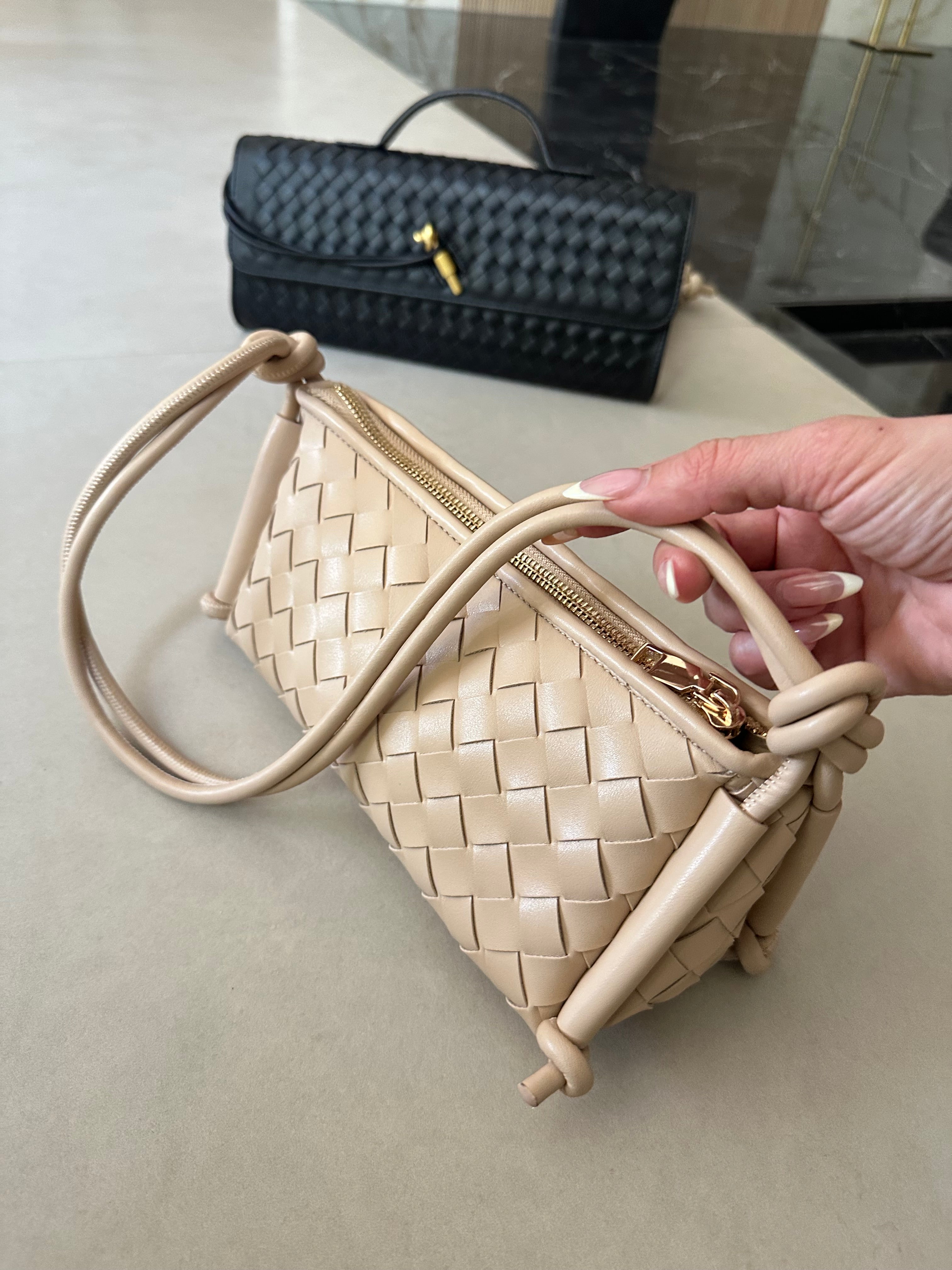 “Lole” PU leather bag