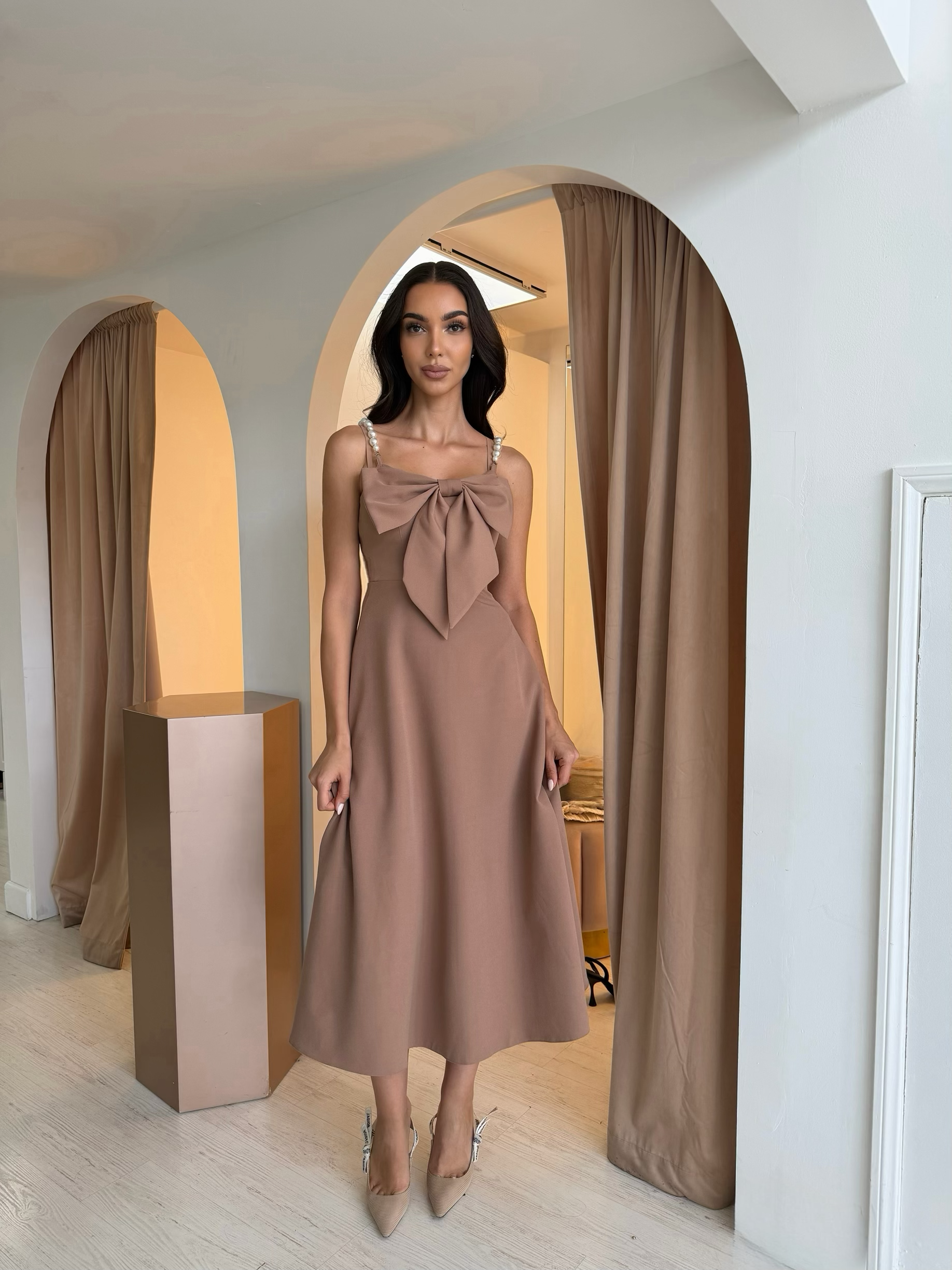 “Wenda” bow detailed dress