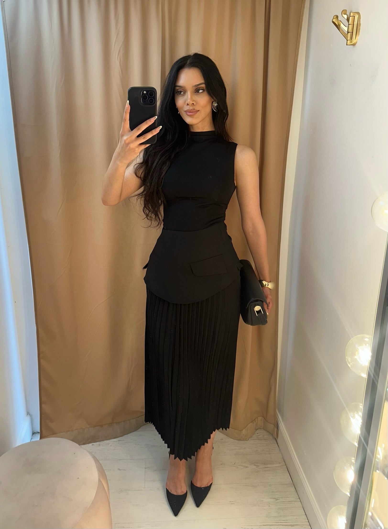 “Laya” skirt in black