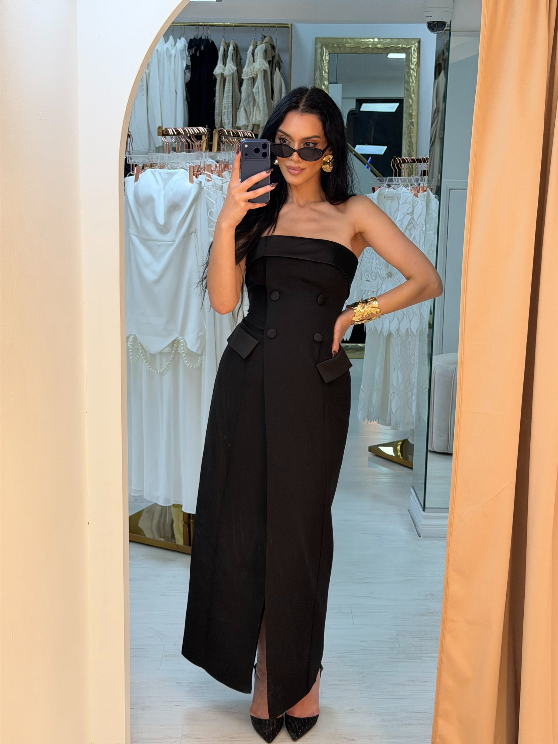 “Vidi” dress in black