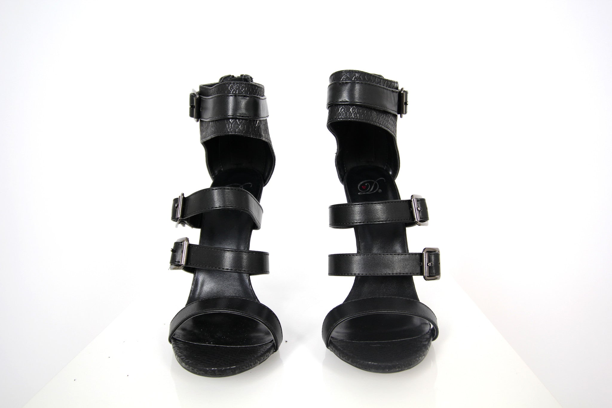 Buckle Heels - Donnée Par Dieu Studio Boutique
 - 2